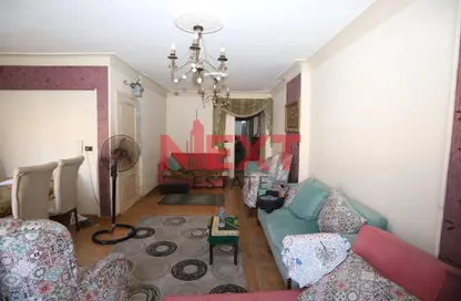 Apartment - 2 Bedrooms - 1 Bathroom for sale in Mustafa Kamel - Hay Sharq - Alexandria