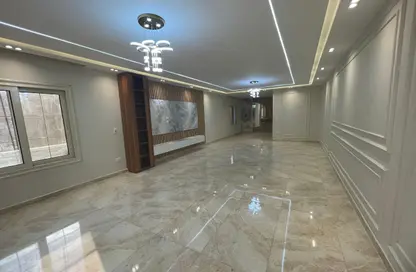 شقة - 2 غرف نوم - 3 حمامات للبيع في شارع سوريا - المهندسين - الجيزة
