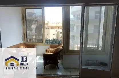 شقة - 2 غرف نوم - 1 حمام للبيع في شارع احمد حشمت - الزمالك - القاهرة