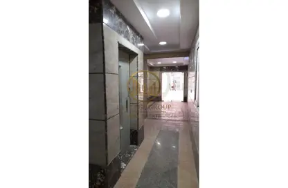 شقة - 3 غرف نوم - 2 حمامات للبيع في الكوربة الجديدة - الحي السادس - هليوبوليس الجديدة - القاهرة