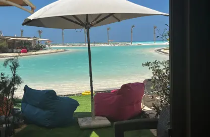 كبينه - غرفة نوم - 1 حمام للايجار في هاسييندا باي - سيدي عبد الرحمن - الساحل الشمالي