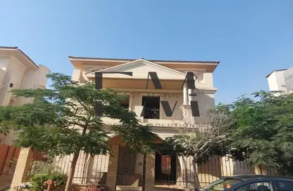 Villa - 5 Bedrooms - 6 Bathrooms for rent in Maxim - The 1st Settlement - New Cairo City - Cairo