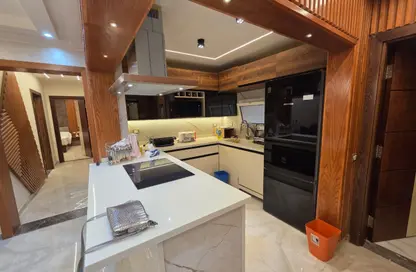 Apartment - 3 Bedrooms - 3 Bathrooms for sale in Mountain View 1 - 5th Settlement Compounds - The 5th Settlement - New Cairo City - Cairo