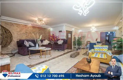 Apartment - 3 Bedrooms - 2 Bathrooms for sale in Mostafa Fahmy St. - Glim - Hay Sharq - Alexandria