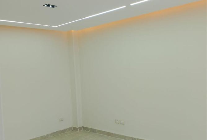 8484442 - Property Image 2