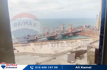 شقة - 3 غرف نوم - 2 حمامات للايجار في طريق الجيش - رشدي - حي شرق - الاسكندرية