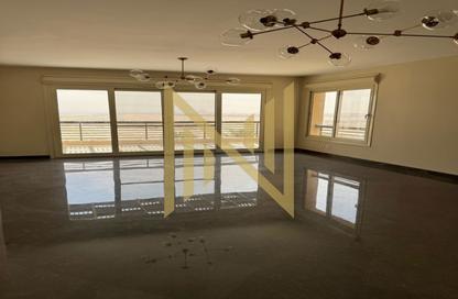Apartment - 3 Bedrooms - 3 Bathrooms for rent in New Giza - Cairo Alexandria Desert Road - 6 October City - Giza