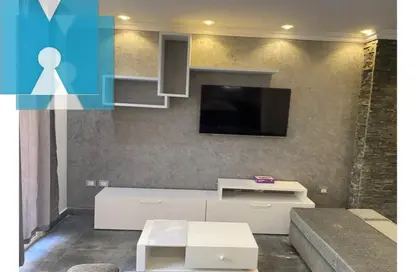 Apartment - 2 Bedrooms - 1 Bathroom for sale in Al Mostathmir El Saghir - 10th District - Sheikh Zayed City - Giza