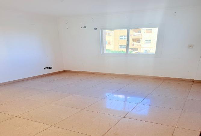 8129357 - Property Image 3