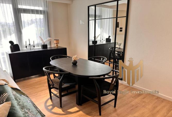 8232881 - Property Image 2