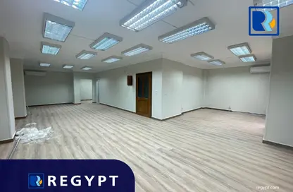Office Space - Studio - 3 Bathrooms for rent in Sarayat Al Maadi - Hay El Maadi - Cairo