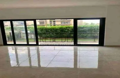 Apartment - 3 Bedrooms - 3 Bathrooms for sale in Fifth Square - North Investors Area - New Cairo City - Cairo