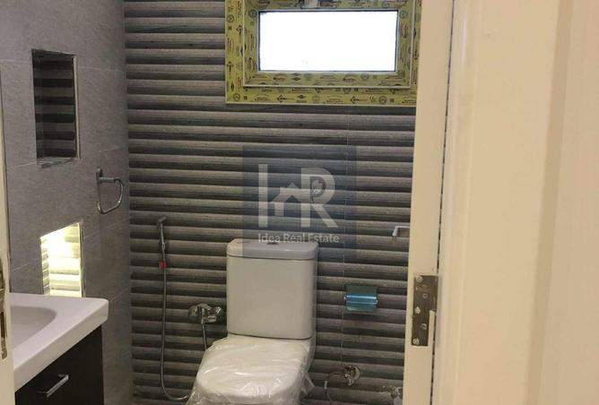 8406055 - Property Image 2