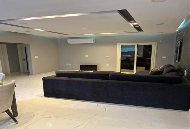 7977767 - Property Image 2