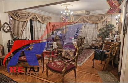 Apartment - 3 Bedrooms - 2 Bathrooms for sale in Mostafa Al Nahas St. - 6th Zone - Nasr City - Cairo