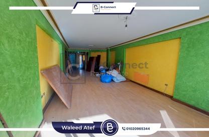 Apartment - 3 Bedrooms - 1 Bathroom for rent in Tout Ankh Amoun St. - Smouha - Hay Sharq - Alexandria