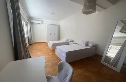 شقة - 2 غرف نوم - 1 حمام للايجار في شارع طه حسين - الزمالك - القاهرة شقة - 2 غرف نوم - 1 حمام للايجار في شارع طه حسين - الزمالك - القاهرة