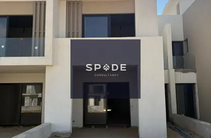 Townhouse - 4 Bedrooms - 3 Bathrooms for sale in Garden Residence - Hyde Park - New Cairo City - Cairo