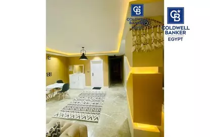 شقة - 3 غرف نوم - 2 حمامات للبيع في شارع المهندس احمد كمال حمدي - الحي السادس عشر - الشيخ زايد - الجيزة