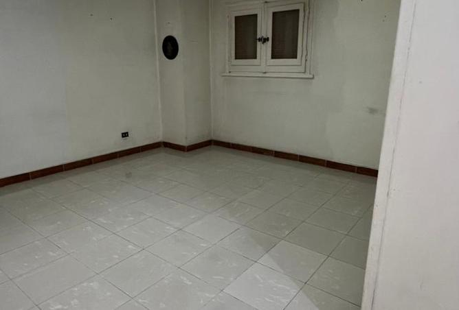 8423636 - Property Image 3