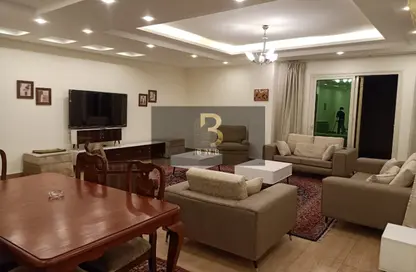 Apartment - 3 Bedrooms - 1 Bathroom for rent in Area G - Ganoob El Acadimia - New Cairo City - Cairo
