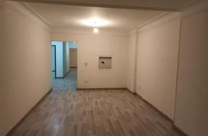 Apartment - 4 Bedrooms - 2 Bathrooms for rent in Manshiet El Tayaran St. - Roxy - Heliopolis - Masr El Gedida - Cairo