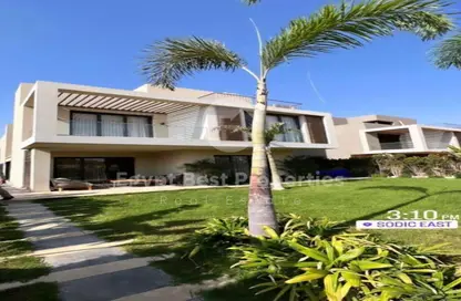 Villa - 4 Bedrooms - 4 Bathrooms for sale in Sodic East - 6th District - New Heliopolis - Cairo