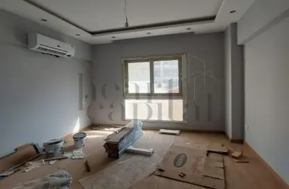Apartment - 3 Bedrooms - 2 Bathrooms for sale in Mountain View iCity - 5th Settlement Compounds - The 5th Settlement - New Cairo City - Cairo