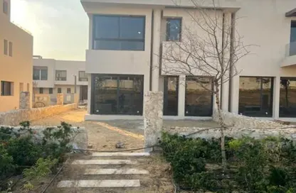 تاون هاوس - 3 غرف نوم - 4 حمامات للبيع في أو ويست - كمبوندات 6 أكتوبر - مدينة 6 أكتوبر - الجيزة