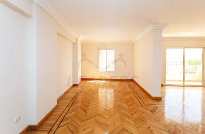 Apartment - 3 Bedrooms - 3 Bathrooms for sale in Al Sayeda Sakina Bint Al Hussein St. - Kafr Abdo - Roushdy - Hay Sharq - Alexandria
