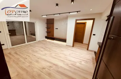 Apartment - 2 Bedrooms - 1 Bathroom for sale in Madinaty - Cairo