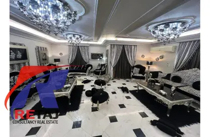 Apartment - 3 Bedrooms - 3 Bathrooms for rent in Ezz Al Din Taha St. - 1st Zone - Nasr City - Cairo