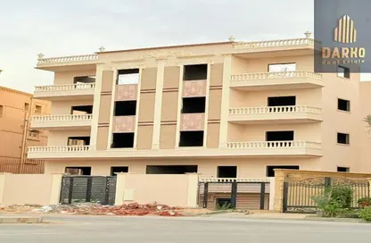 Apartment - 4 Bedrooms - 3 Bathrooms for sale in West Somid Road - West Somid - 6 October City - Giza