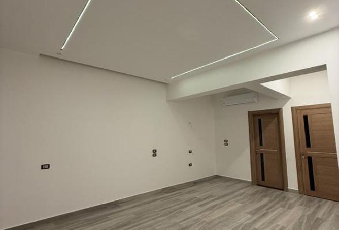 8281612 - Property Main Image