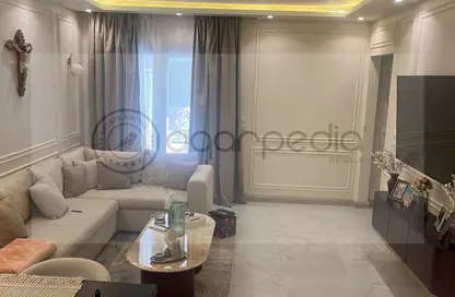 Apartment - 3 Bedrooms - 3 Bathrooms for sale in Galleria Moon Valley - South Investors Area - New Cairo City - Cairo