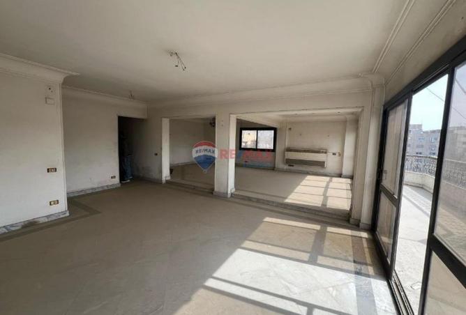8008525 - Property Image 3