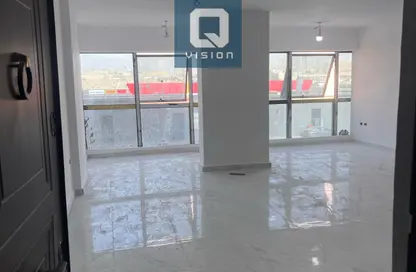 Office Space - Studio - 2 Bathrooms for rent in 50th Street - Zahraa El Maadi - Hay El Maadi - Cairo