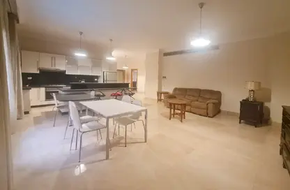 Apartment - 3 Bedrooms - 4 Bathrooms for sale in Sarayat Al Maadi - Hay El Maadi - Cairo