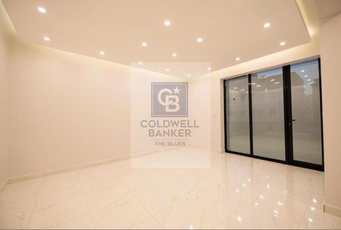 8472130 - Property Image 3