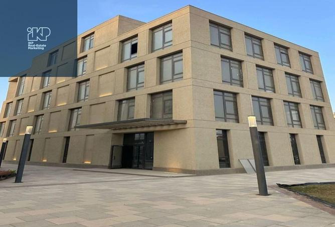 8319500 - Property Image 2