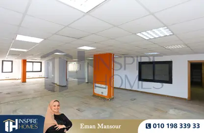 Office Space - Studio - 6 Bathrooms for sale in Azarita - Hay Wasat - Alexandria