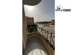 شقة - 3 غرف نوم - 2 حمامات for للبيع in المنطقة الثامنة - مدينة الشروق - القاهرة