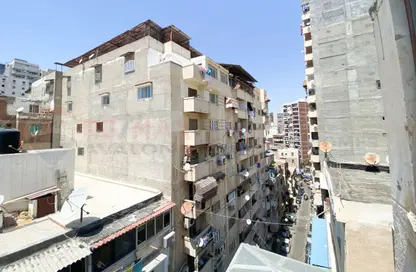 شقة - 4 غرف نوم - 2 حمامات للبيع في الإبراهيمية - حي وسط - الاسكندرية