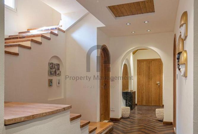 8234946 - Property Image 2