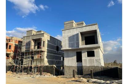 Villa - 5 Bedrooms - 4 Bathrooms for sale in Waslet Dahshur Road - Green Belt - 6 October City - Giza