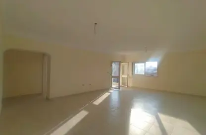 شقة - 3 غرف نوم - 2 حمامات للايجار في مدينة الصحفيين - المستثمرين الشمالية - مدينة القاهرة الجديدة - القاهرة