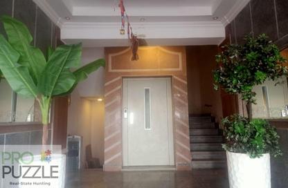 Apartment - 3 Bedrooms - 2 Bathrooms for sale in Al Gezira St. - South Investors Area - New Cairo City - Cairo