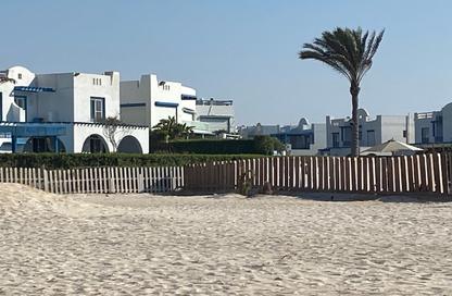 Chalet - 3 Bedrooms - 2 Bathrooms for sale in Mountain View - Ras Al Hekma - North Coast