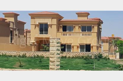 Villa - 4 Bedrooms - 4 Bathrooms for sale in Royal Meadows - Sheikh Zayed Compounds - Sheikh Zayed City - Giza