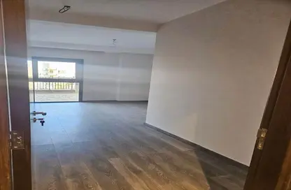 Apartment - 2 Bedrooms - 2 Bathrooms for sale in Park Side Residence - Zed Towers - Sheikh Zayed Compounds - Sheikh Zayed City - Giza